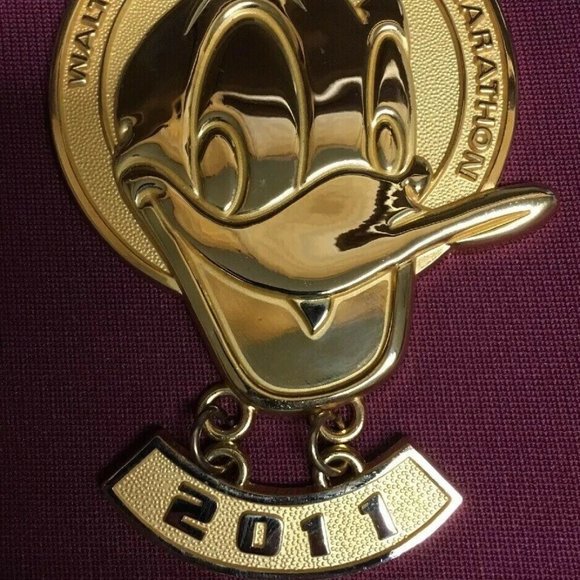 2011 runDisney Donald Half Marathon - Picture 1 of 3